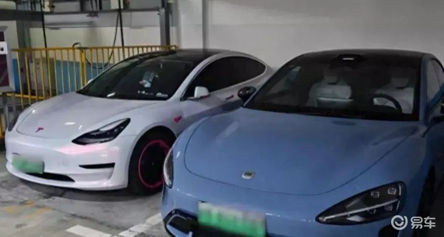 小米SU7与特斯拉Model 3千公里对比，高性价比智能体验优