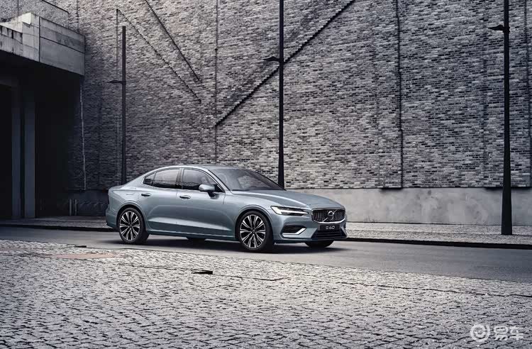 19.9万买沃尔沃S60？20.69万选凯迪拉克CT5？