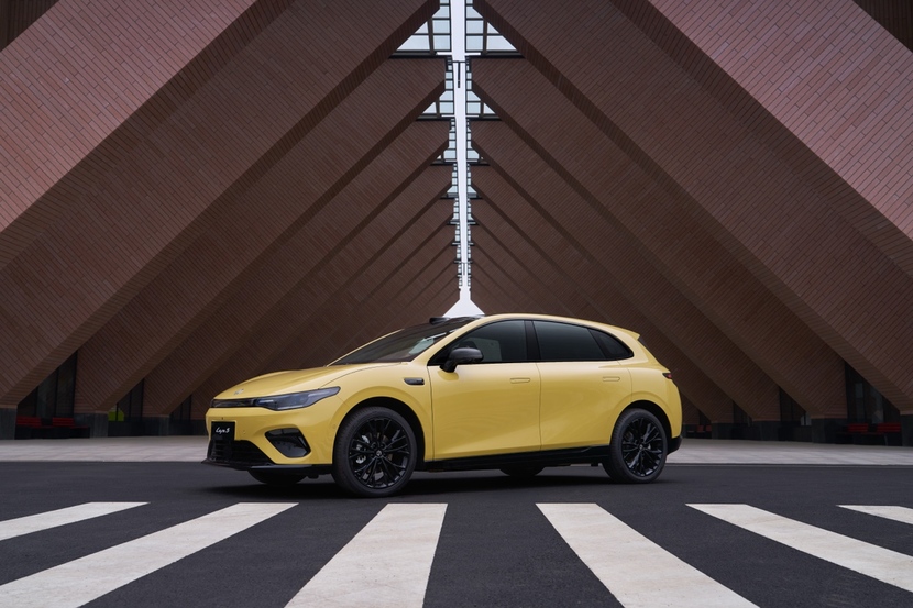 表达自我的科技美——零跑Lafa5