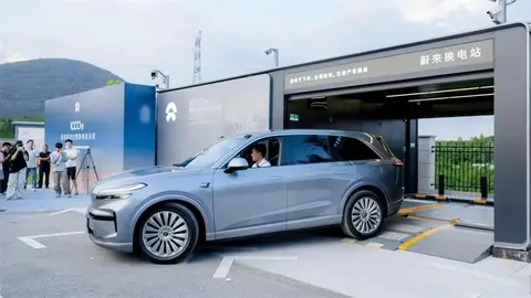 2025，那些让友商睡不着觉的“降维打击”产品